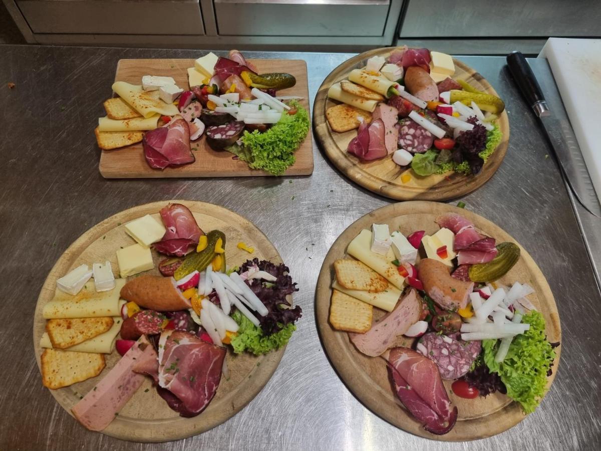 Bauer'S Pension-Restaurant-Catering Grosshabersdorf 외부 사진